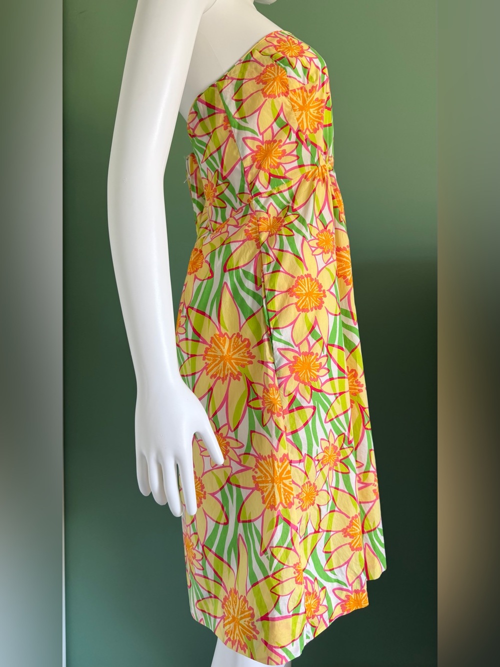 Lilly Pulitzer Strapless Daffodil Print Strapless Sundress in Yellow/Green/Pink - Picture 3 of 13